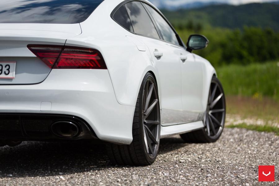 Детали экстерьера Audi RS7 Sportback on Vossen Wheels (CVT) 2017 года  (фото 17 из 52)